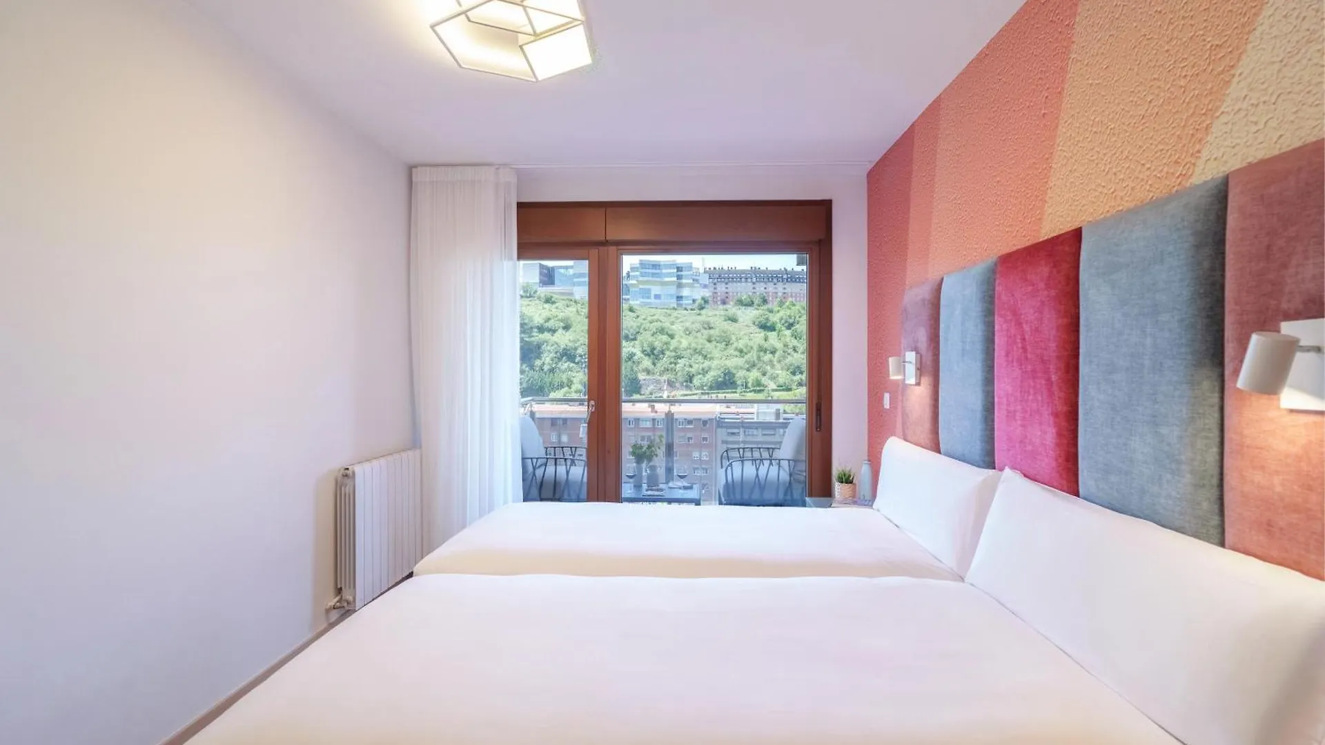 Aparthotel Spirit Apartamentos Atxuri Bilbao